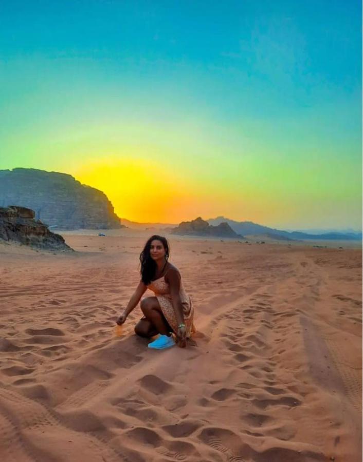 Moon City With Jeep Trips Wadi Rum Exterior photo