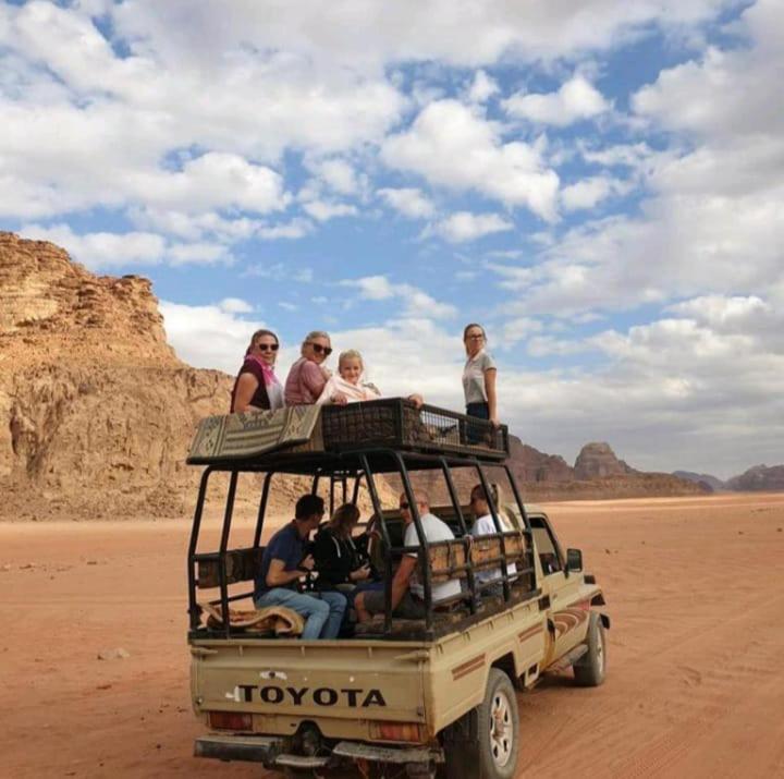 Moon City With Jeep Trips Hotel Wadi Rum Exterior photo