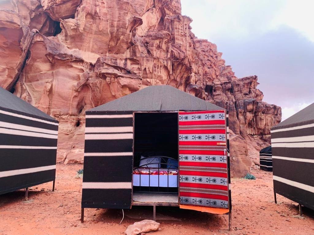 Moon City With Jeep Trips Hotel Wadi Rum Exterior photo